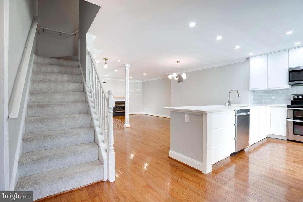 5610 Gosling Court - Photo 3