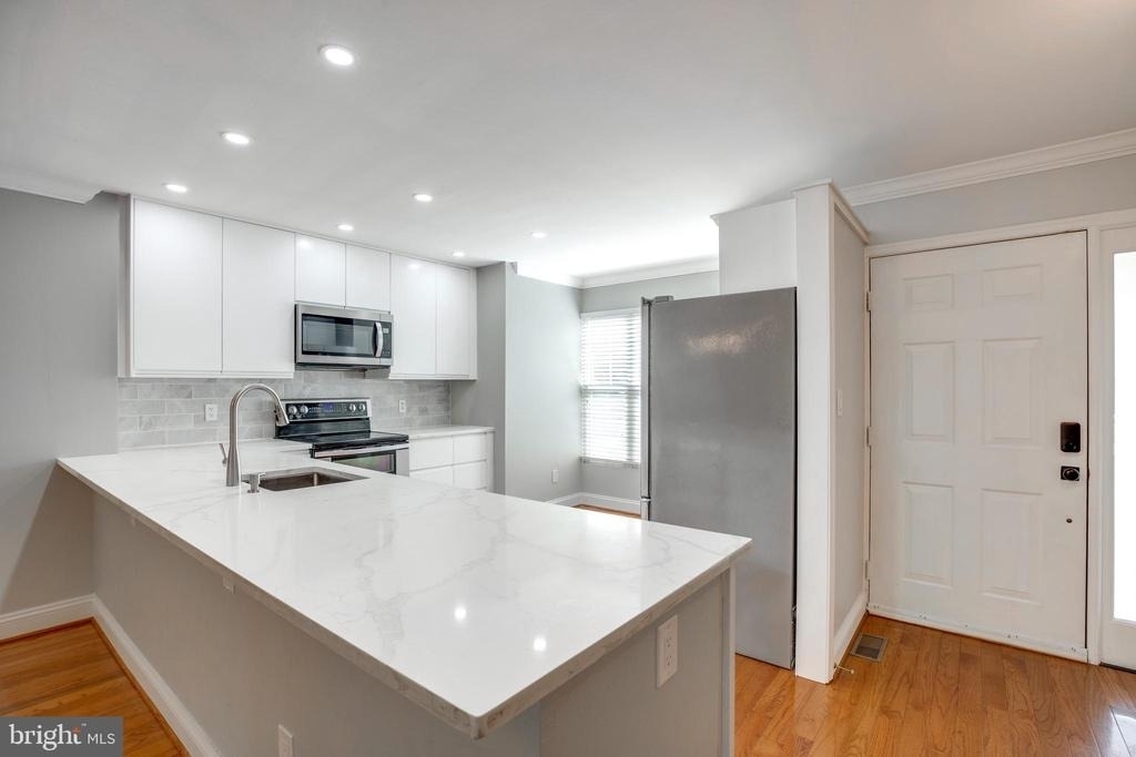 5610 Gosling Court - Photo 5