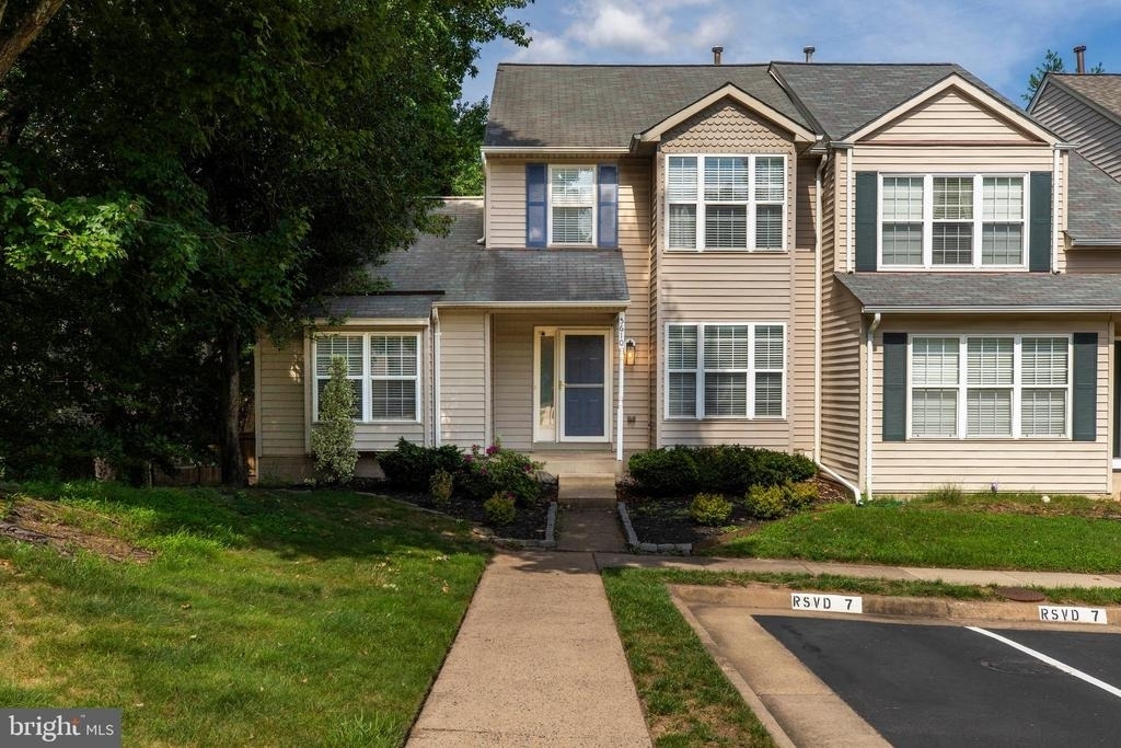 5610 Gosling Court - Photo 1