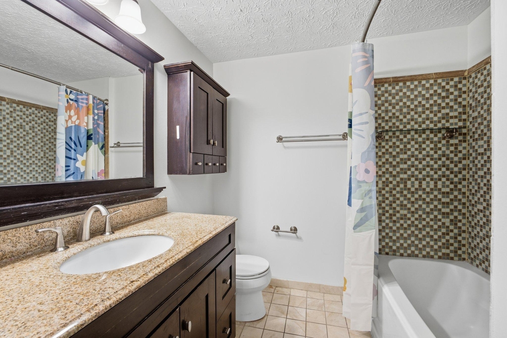 7998 Tyson Oaks Circle - Photo 10