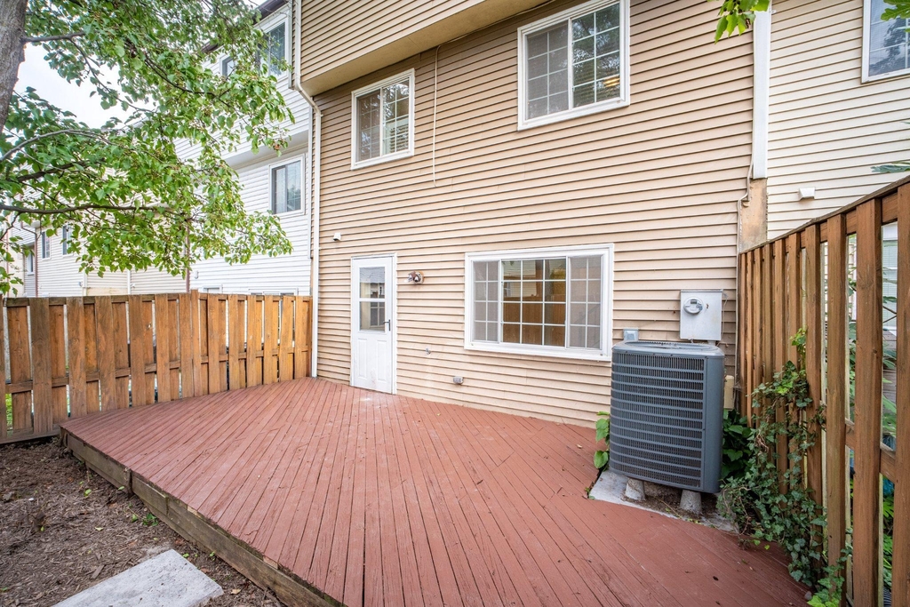 7998 Tyson Oaks Circle - Photo 16