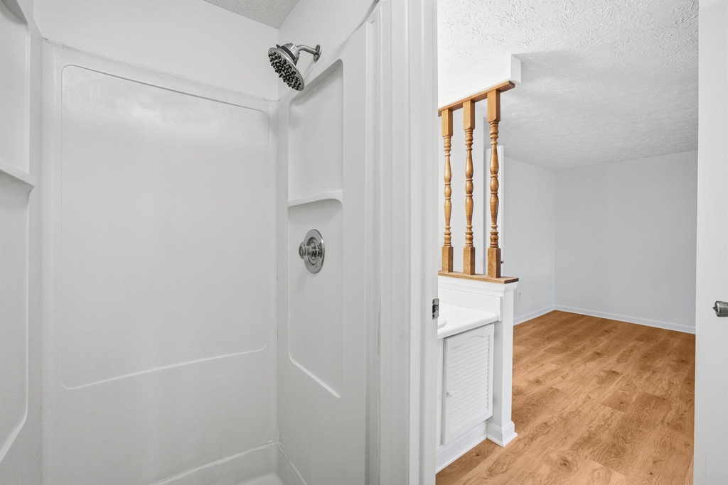 7998 Tyson Oaks Circle - Photo 9