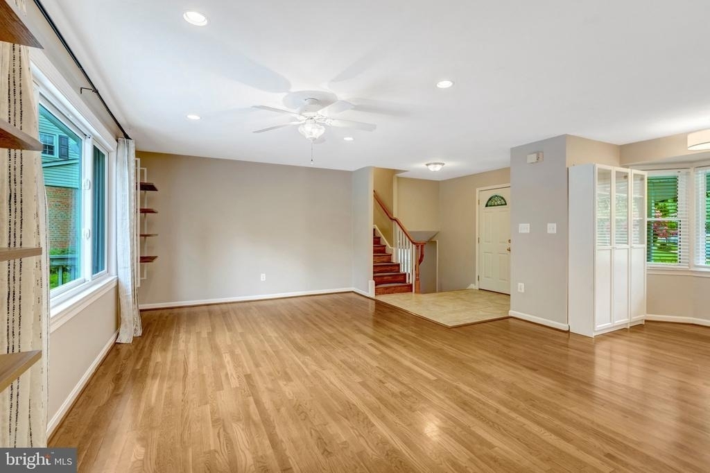 6717 Reynard Drive - Photo 8