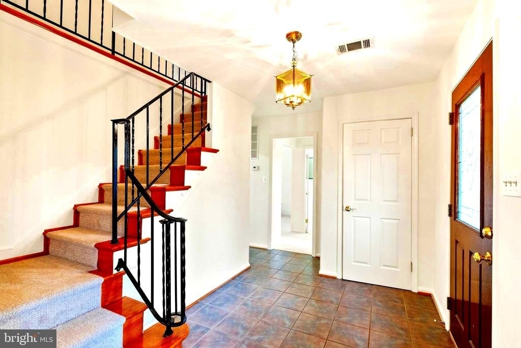 7109 Davis Court - Photo 21