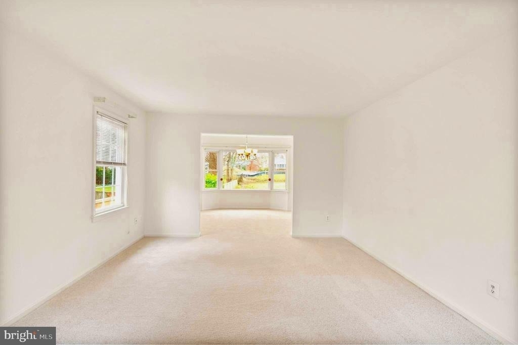 7109 Davis Court - Photo 8