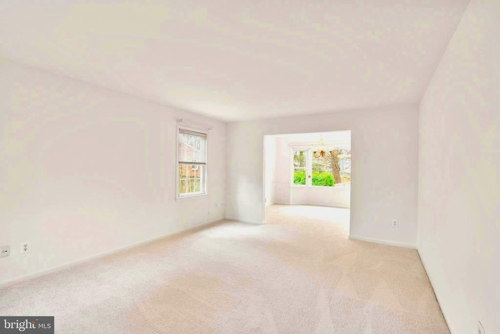 7109 Davis Court - Photo 7