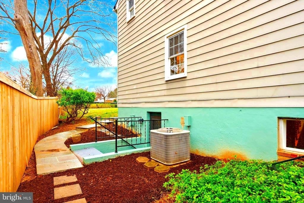 7109 Davis Court - Photo 47