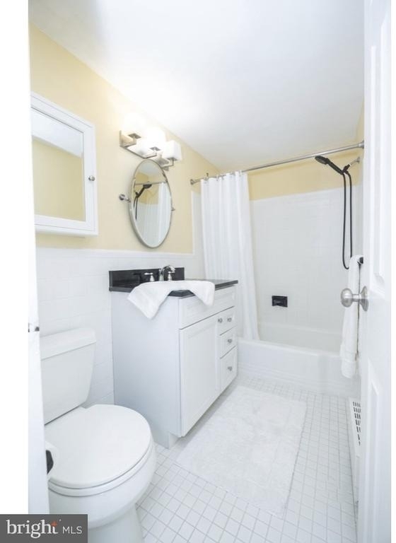 1300 S Arlington Ridge Road - Photo 0
