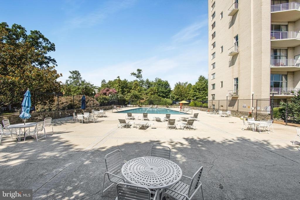 1200 N Nash Street - Photo 35