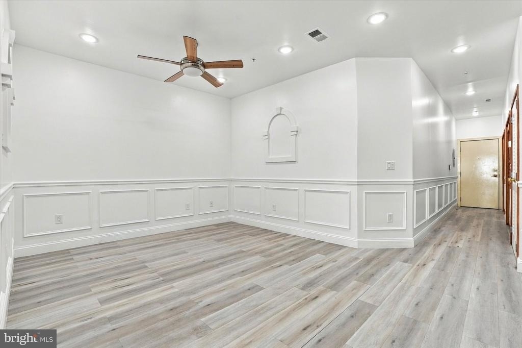 1233 S Broad Street - Photo 2