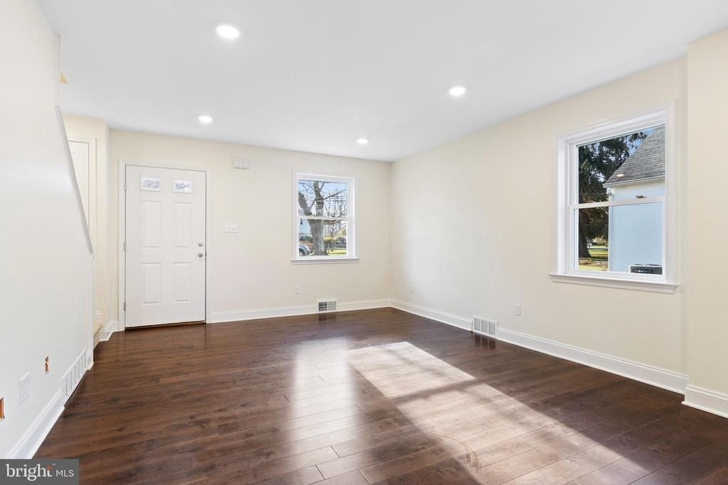 517 Highland Avenue - Photo 11