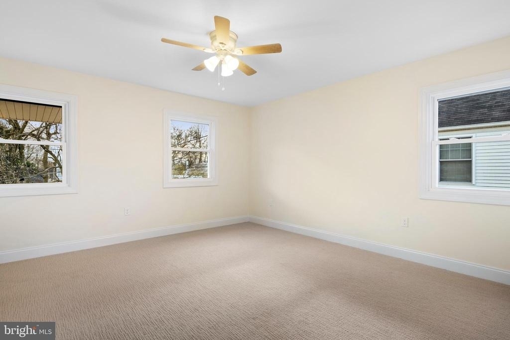 517 Highland Avenue - Photo 15