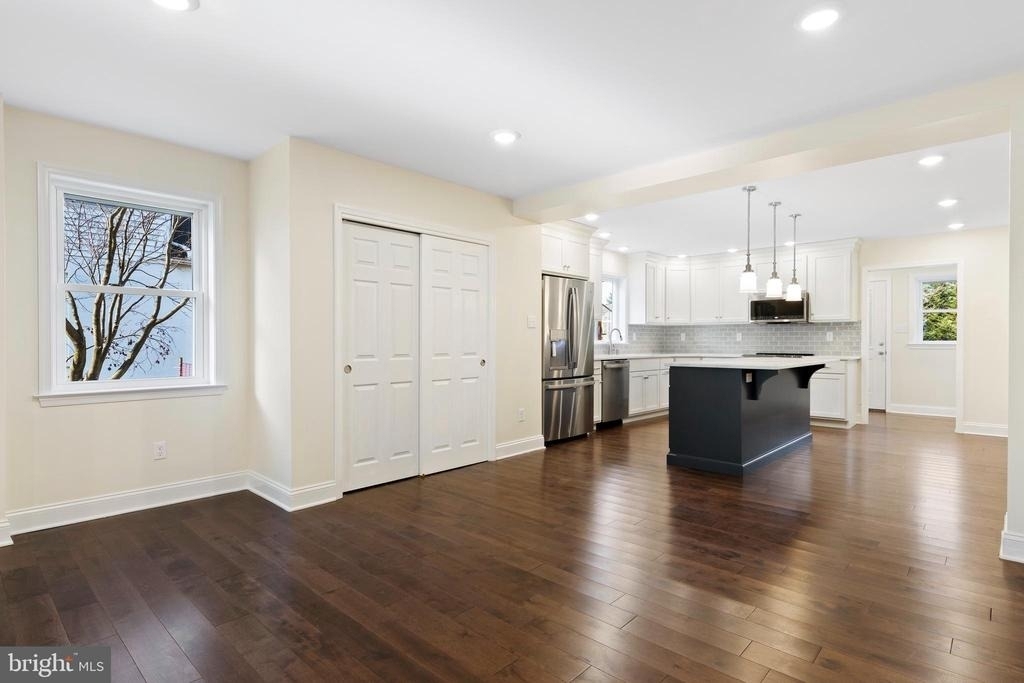 517 Highland Avenue - Photo 7