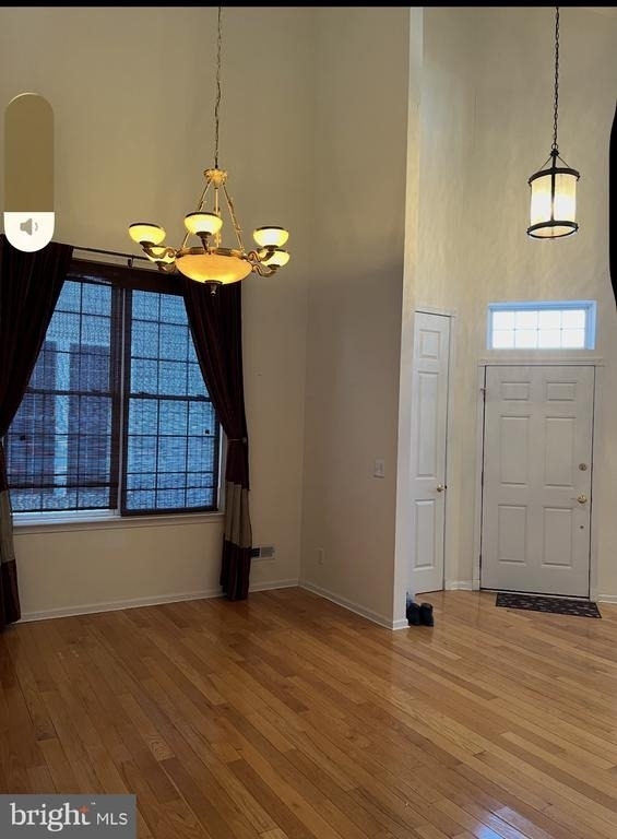 121 Einstein Way - Photo 5