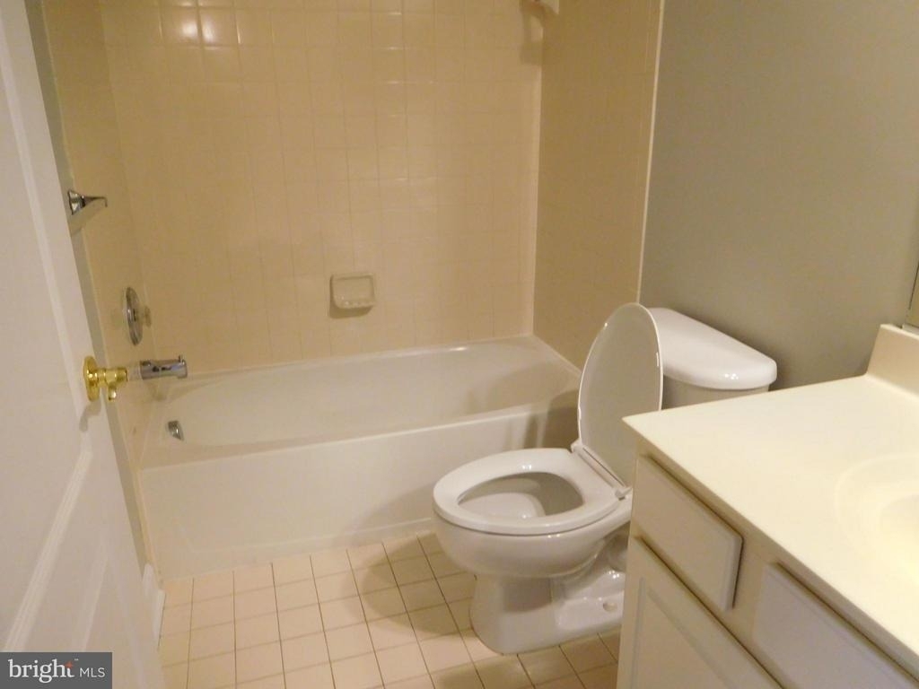4302 Talmadge Circle - Photo 7