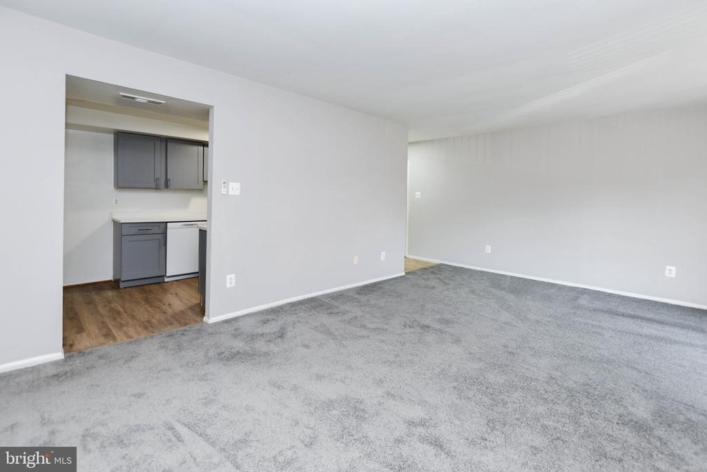 10245 Prince Place - Photo 7