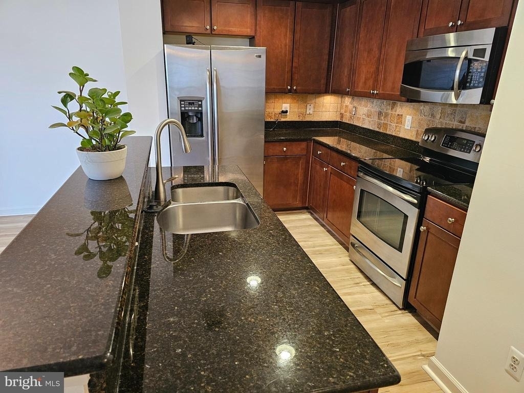 922 Pine Forest Lane - Photo 9
