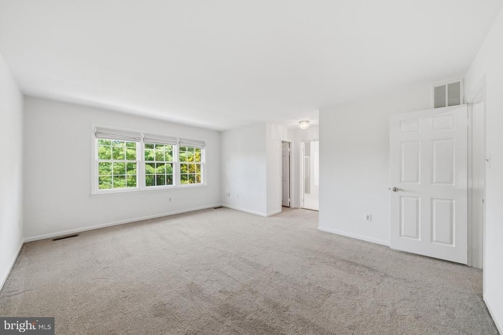 8904 Barrowgate Court - Photo 22
