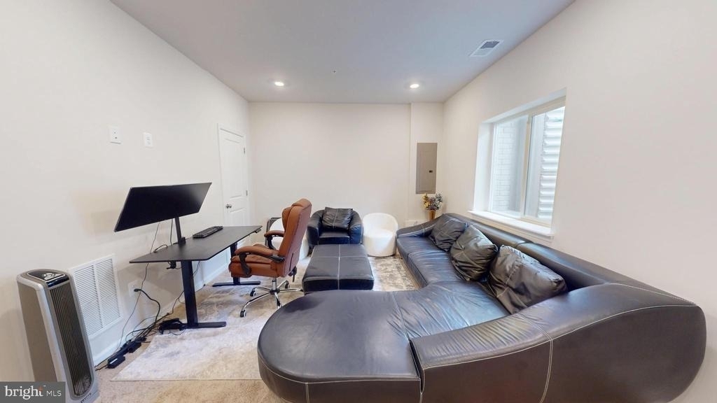 10147 Kings Grove Way - Photo 24