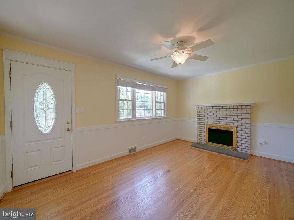 12351 Scaggsville Road - Photo 3