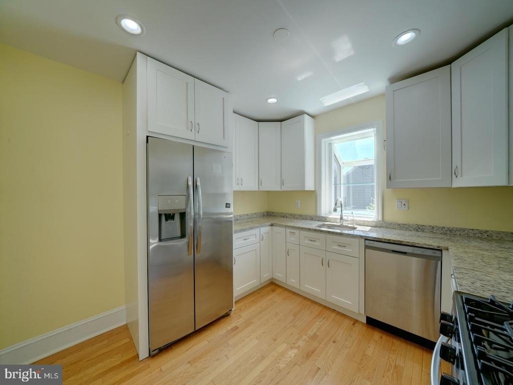 12351 Scaggsville Road - Photo 5
