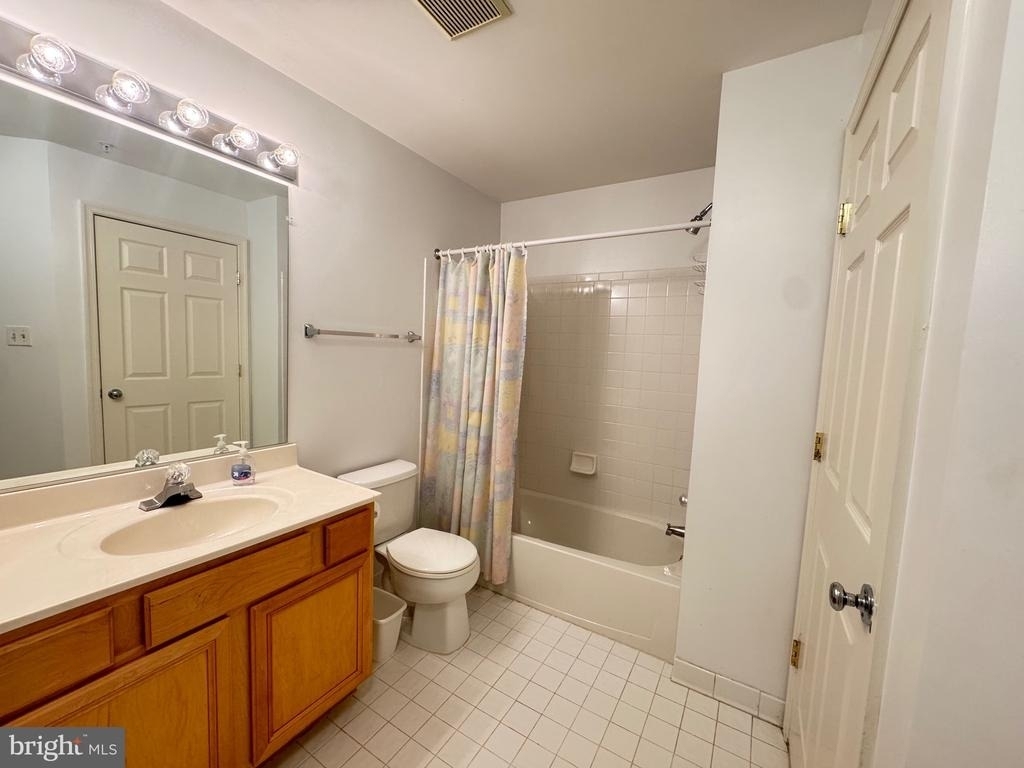 9151 Gracious End Court - Photo 10
