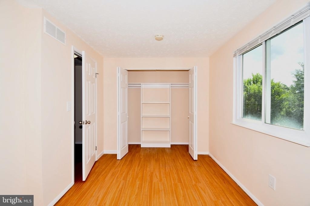 222 Canfield Terrace - Photo 9