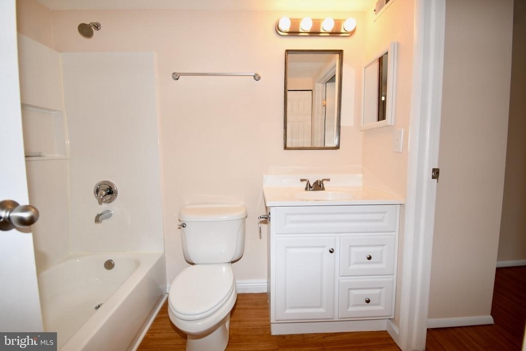 222 Canfield Terrace - Photo 17