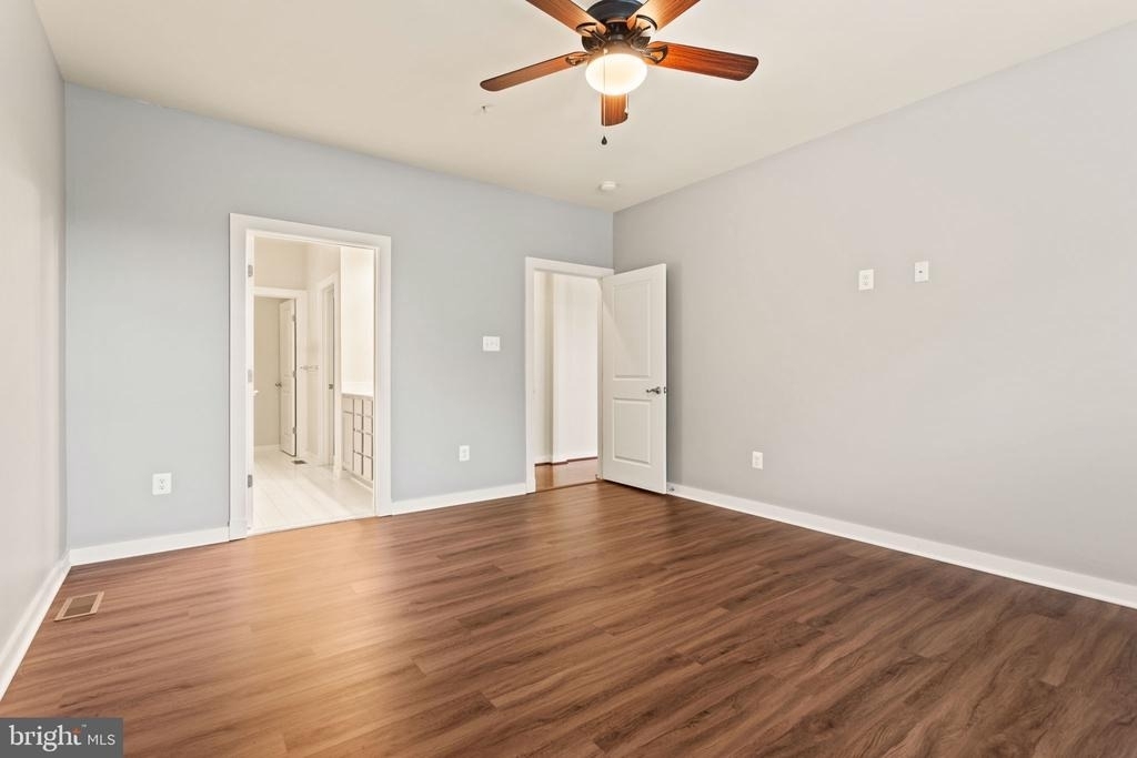 1112 Saxton Drive - Photo 23