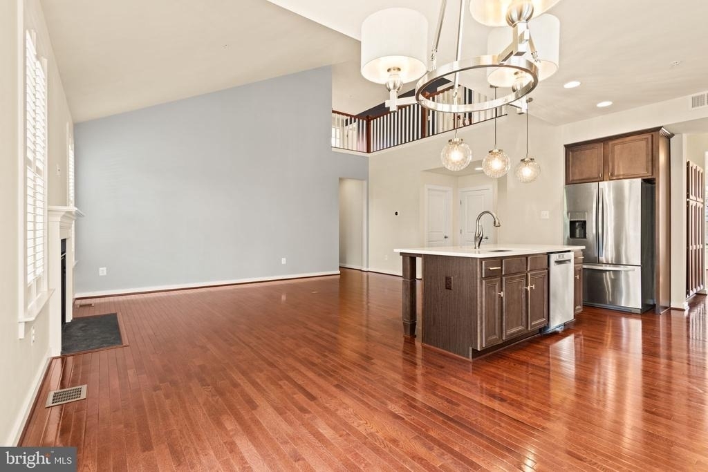 1112 Saxton Drive - Photo 13