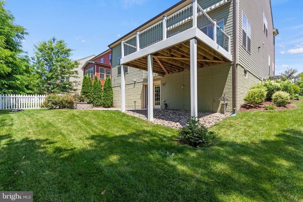 1112 Saxton Drive - Photo 55