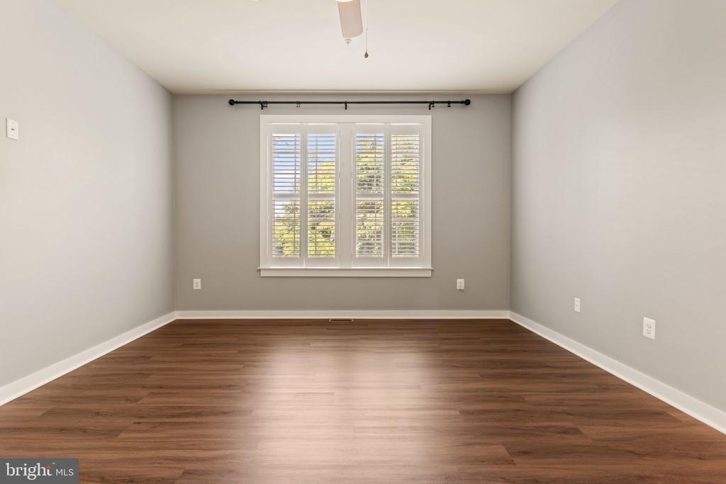 1112 Saxton Drive - Photo 21