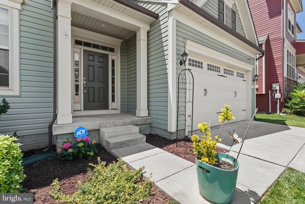 1112 Saxton Drive - Photo 1