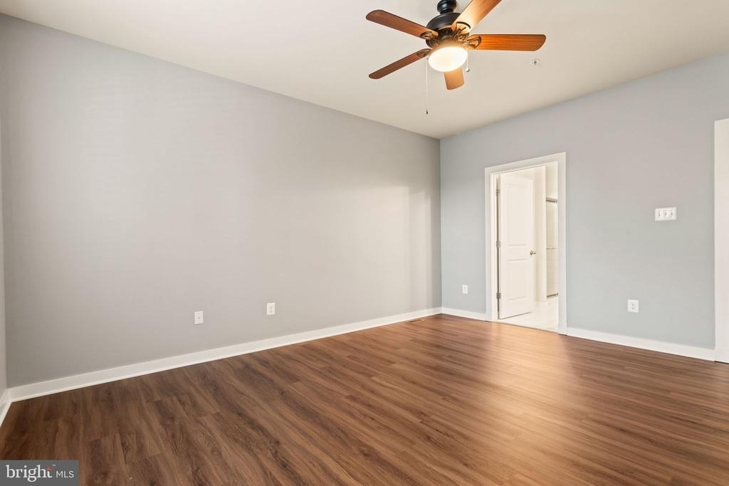 1112 Saxton Drive - Photo 20