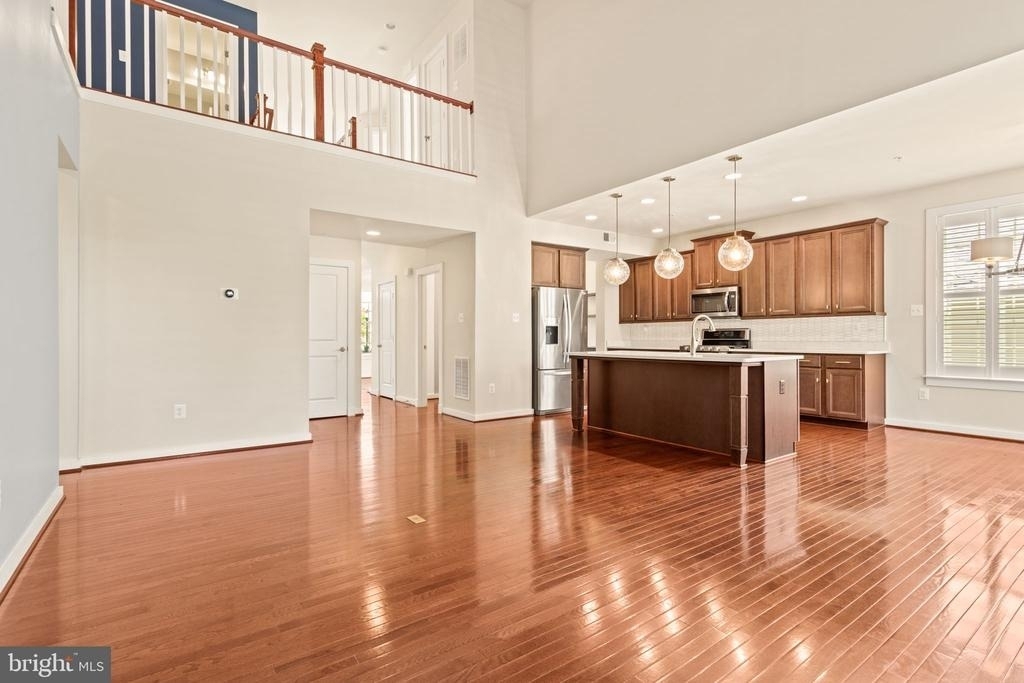 1112 Saxton Drive - Photo 17