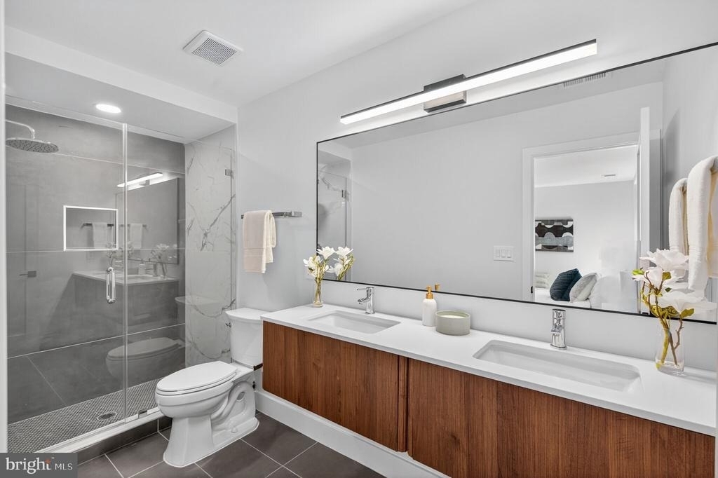2440 Ontario Road Nw - Photo 9