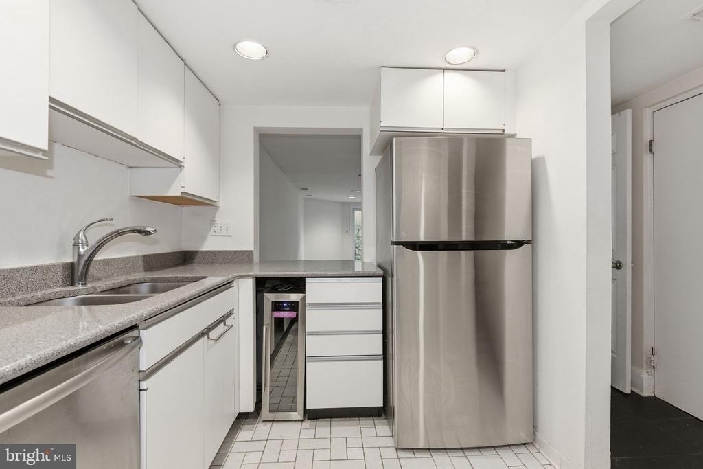 308 East Capitol Street Ne - Photo 6