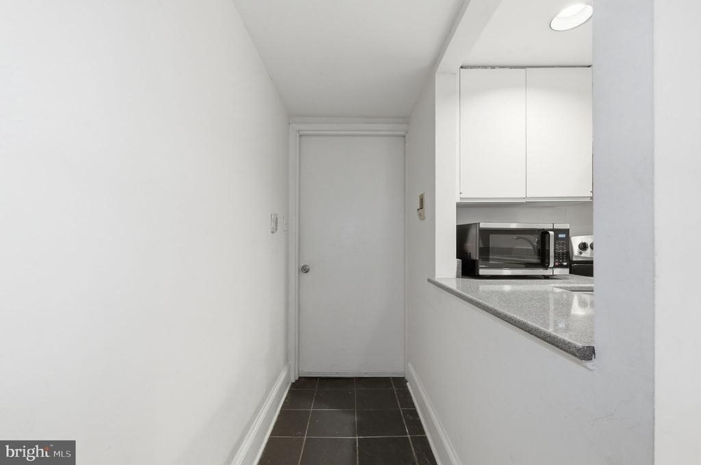 308 East Capitol Street Ne - Photo 31