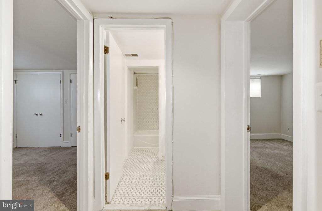 308 East Capitol Street Ne - Photo 32