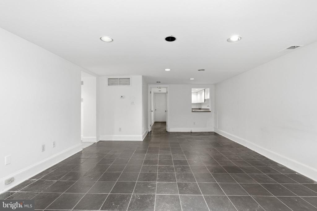 308 East Capitol Street Ne - Photo 14