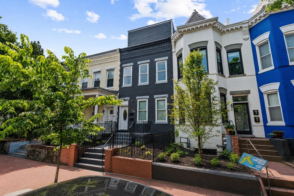 38 Randolph Place Nw - Photo 0