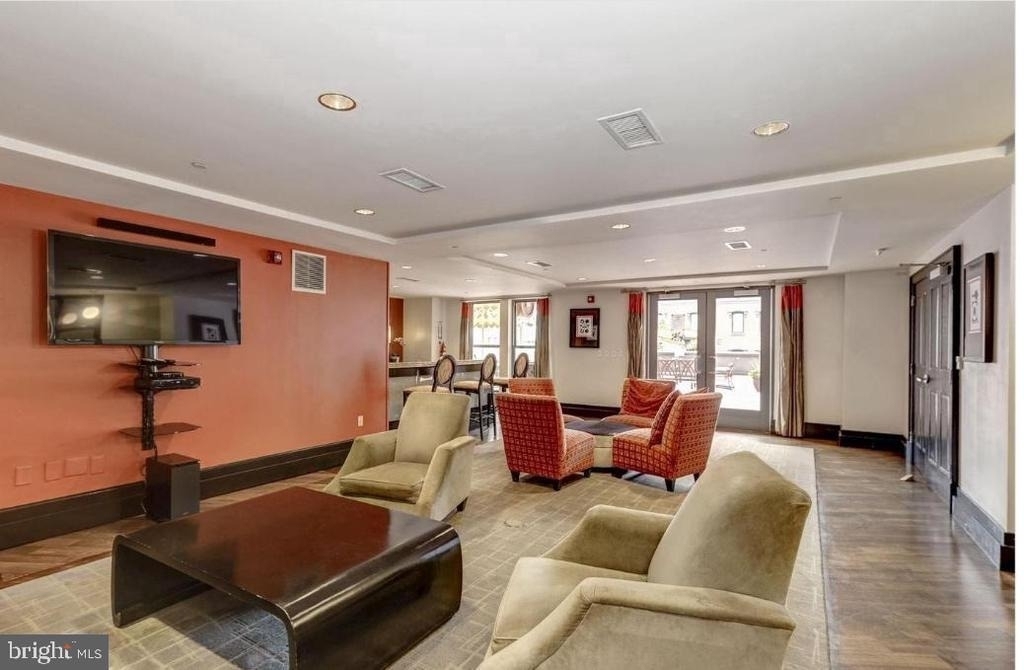 777 7th Nw - Photo 18