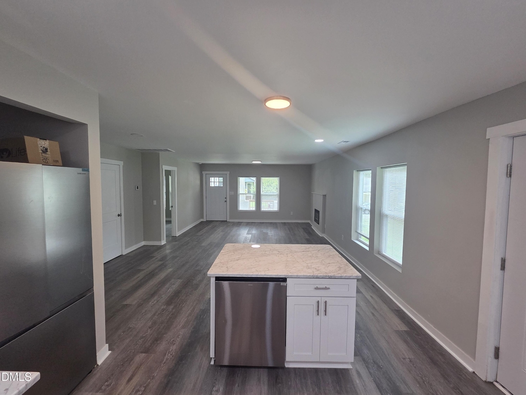523 E Nelson Avenue - Photo 11