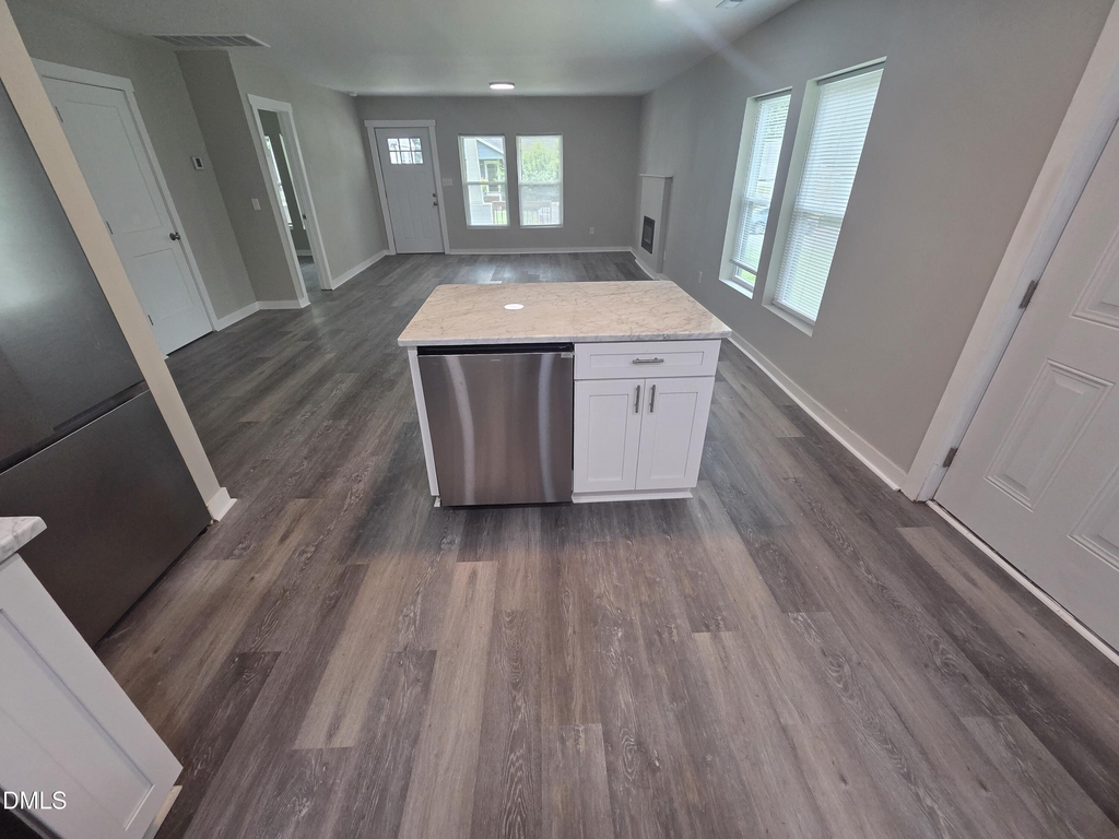 523 E Nelson Avenue - Photo 10