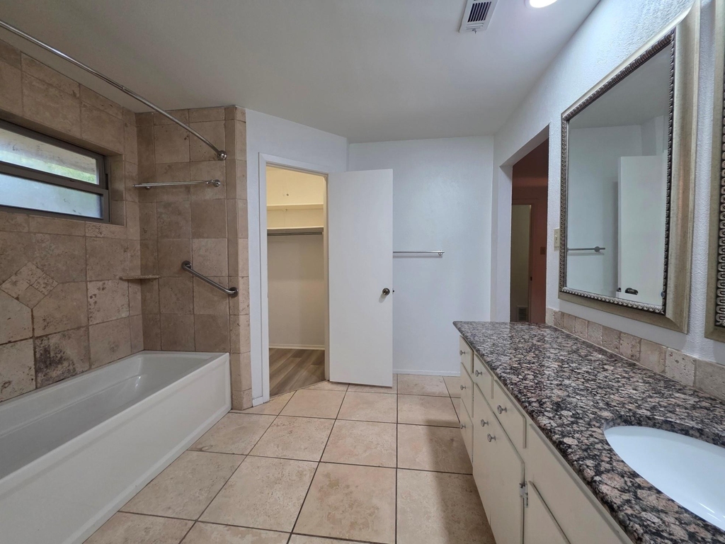 10909 Hillside Oak Ln - Photo 10