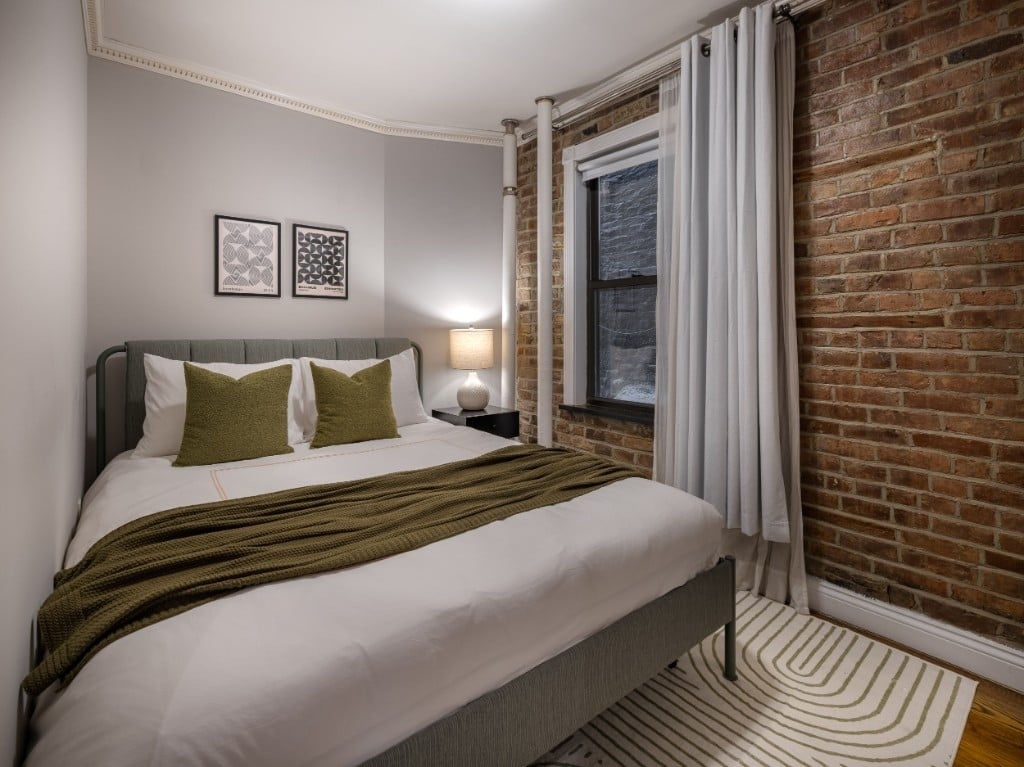 Copy of 115 Mulberry Street, Unit 2f - Photo 11