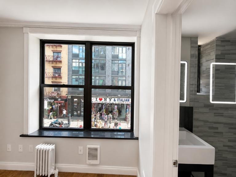 Copy of 115 Mulberry Street, Unit 2f - Photo 2