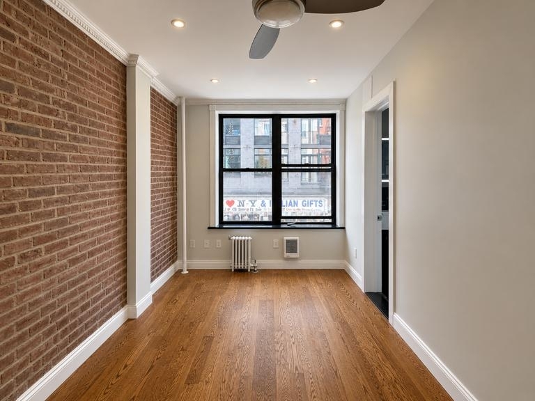 Copy of 115 Mulberry Street, Unit 2f - Photo 5