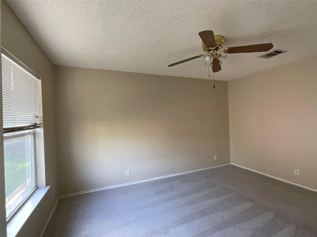 1172 Southern Pl - Photo 24