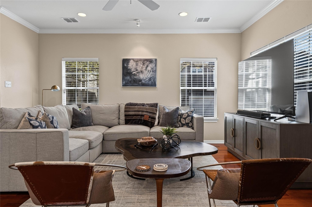 411 W St Elmo Rd - Photo 9